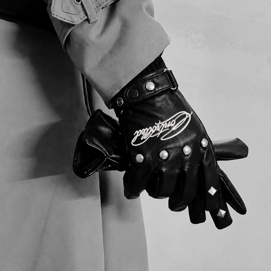 Noir Studded Leather Gloves