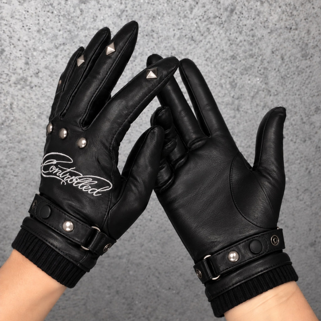 Noir Studded Leather Gloves